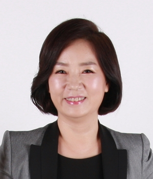 윤지나